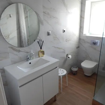 Apartment Mar & Serra Espinho (Aveiro)